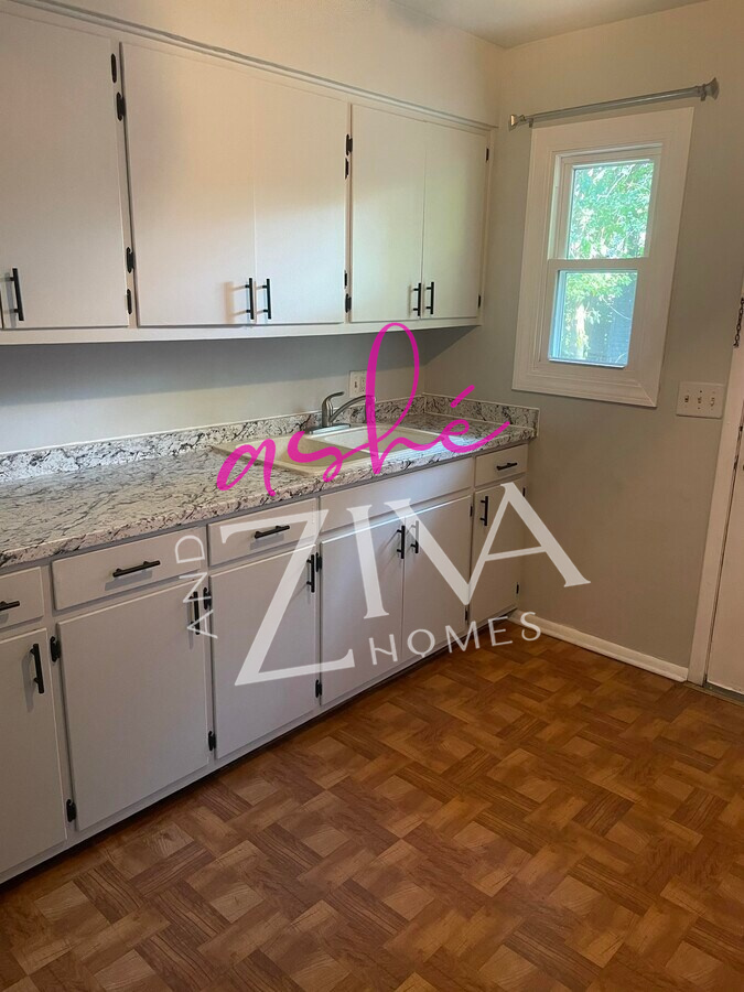 Kitchen at 1709 Freeman